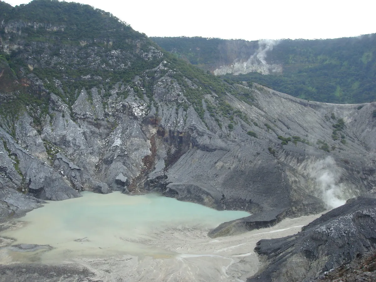 Introduction to bandung attractions