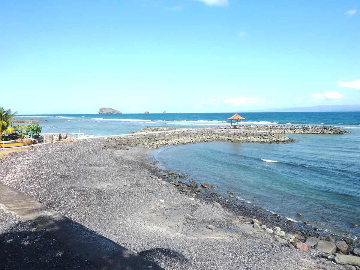 Candidasa Beach