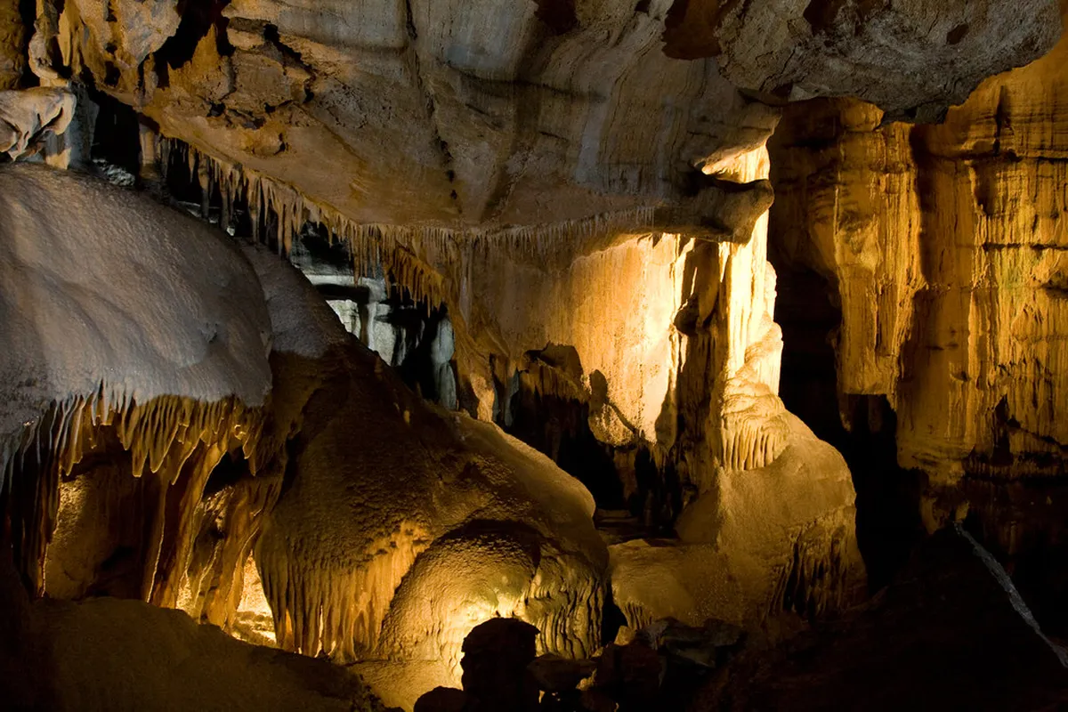 Crystal Cave