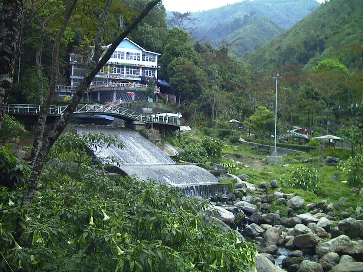 Introduction to darjeeling attractions