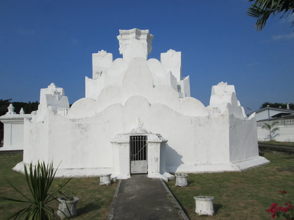 Gunongan Historical Park