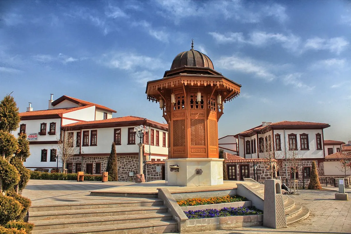 Hamamönü District