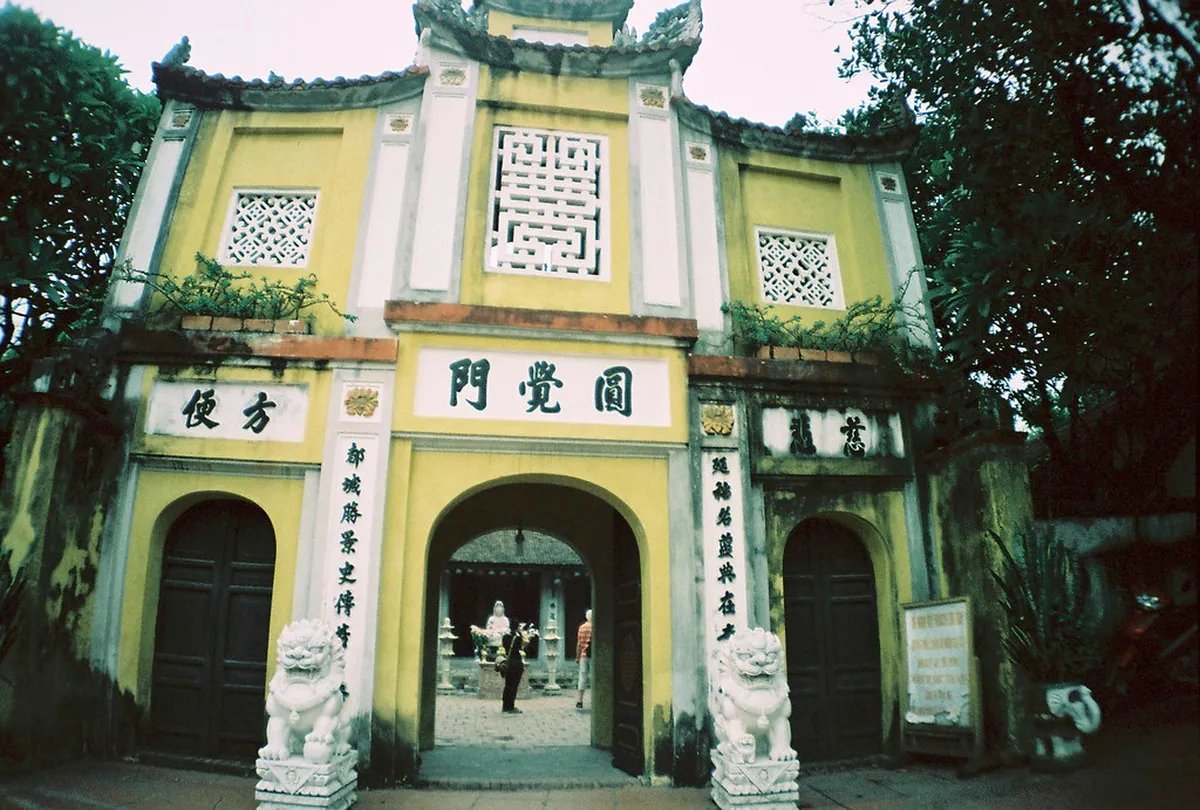 Introduction to hanoi day tours