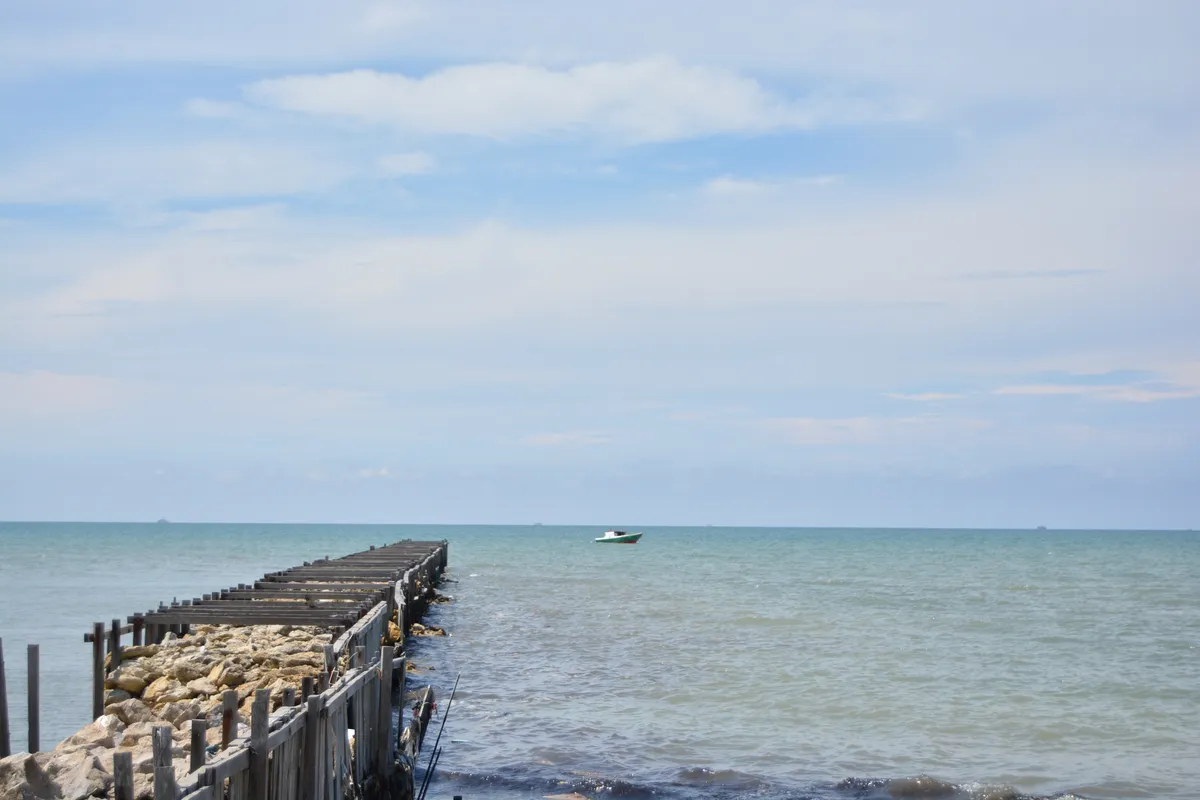 Lamaru Beach