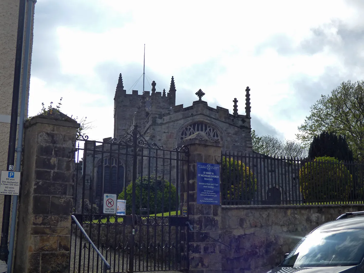 Little North Gate