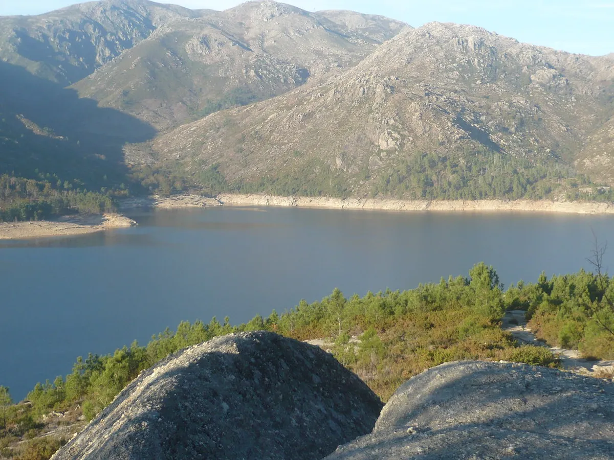 Minh Dam Mountain