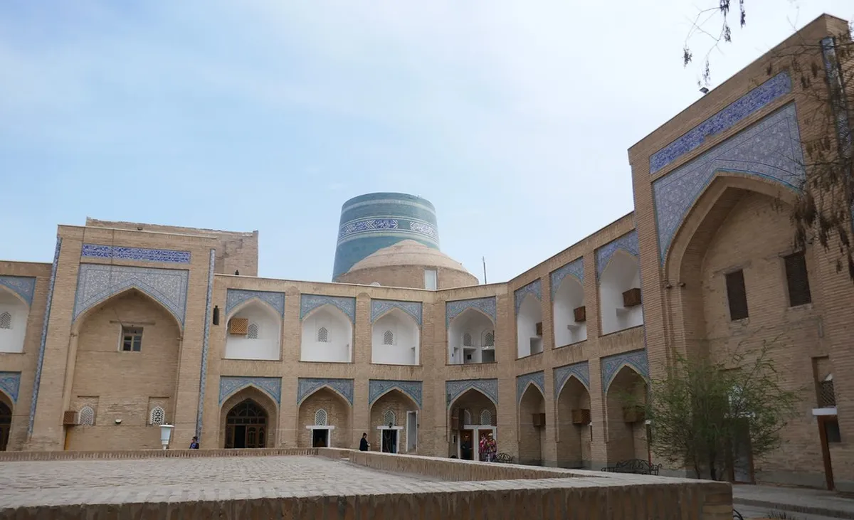 Mohammed Amin Khan Madrasah