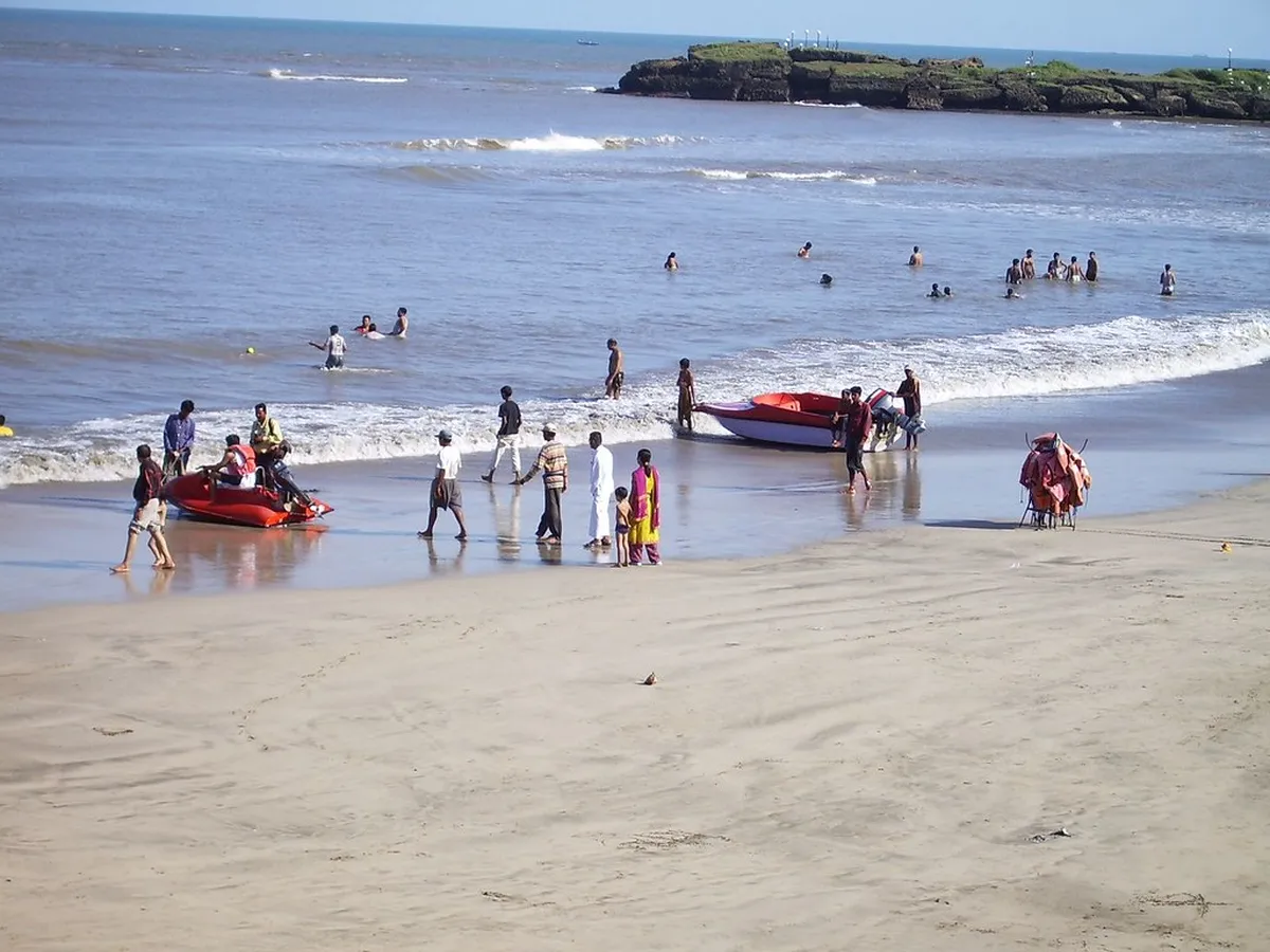 Nagoa Beach