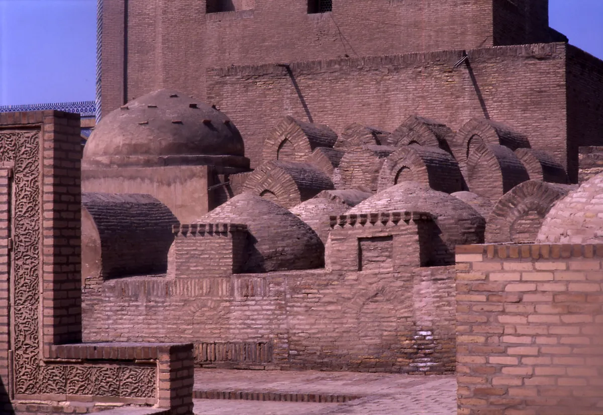 Pahlavan Mahmud Mausoleum