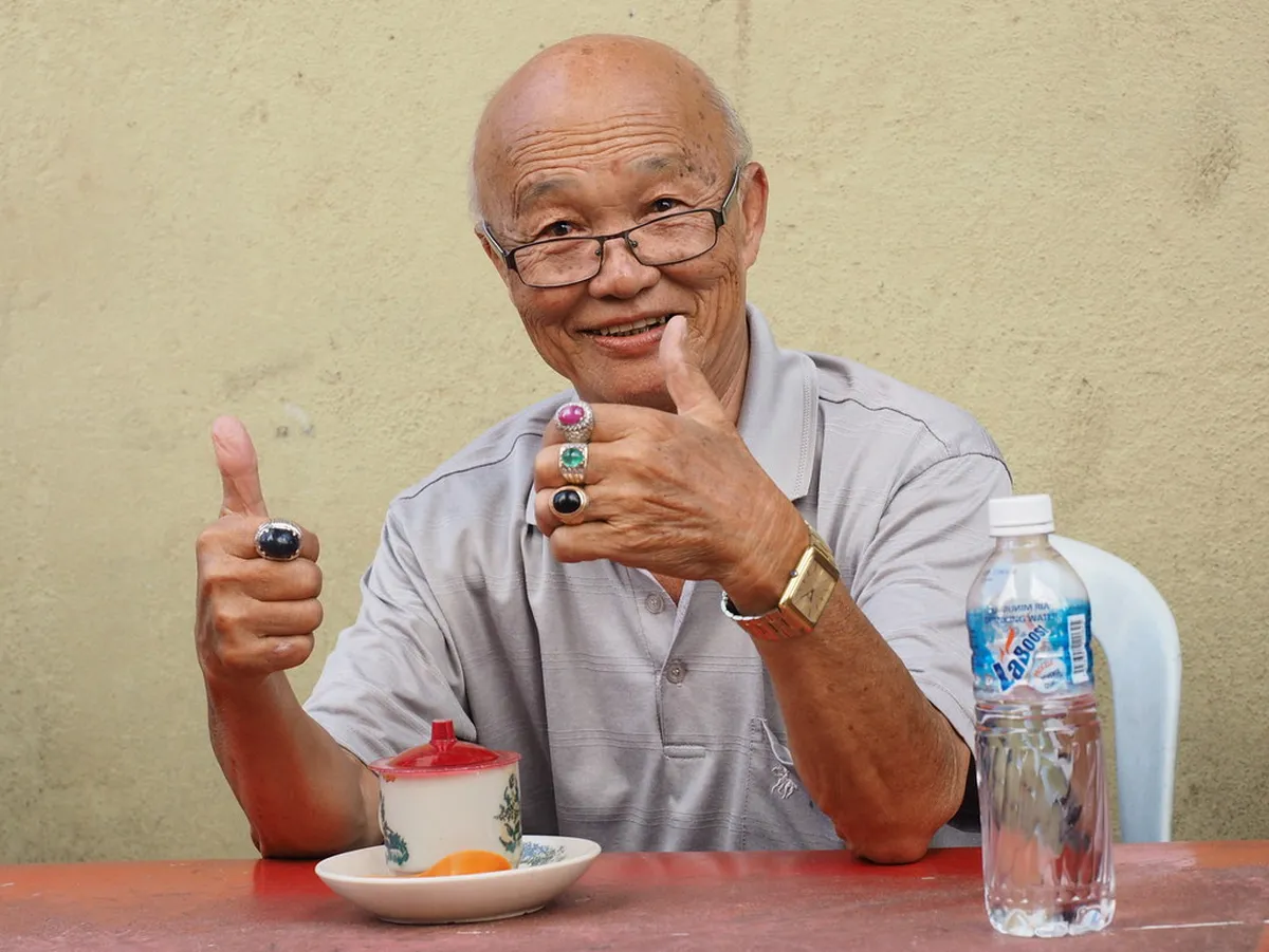 Pasar Karat