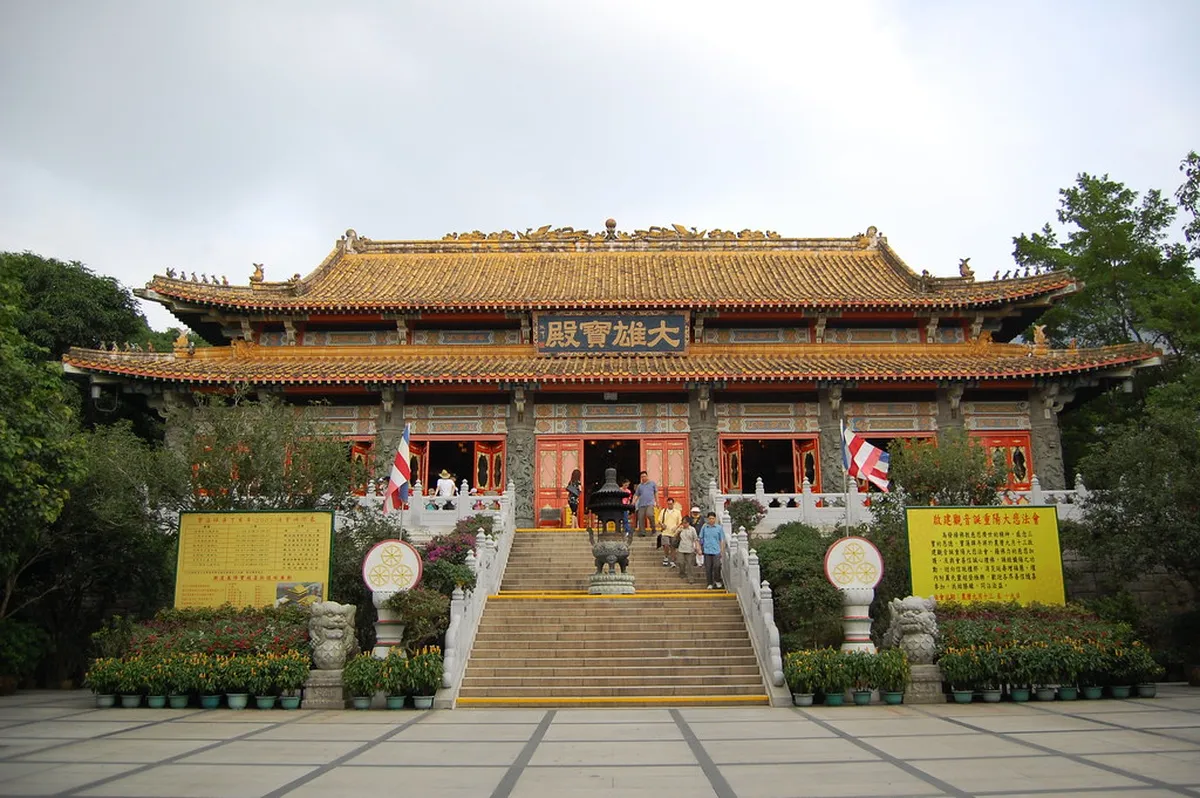 Po Lin Monastery