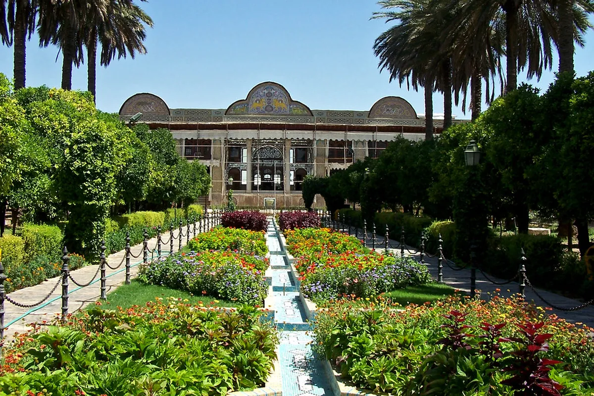 Qavam House (Narenjestan Qavam)