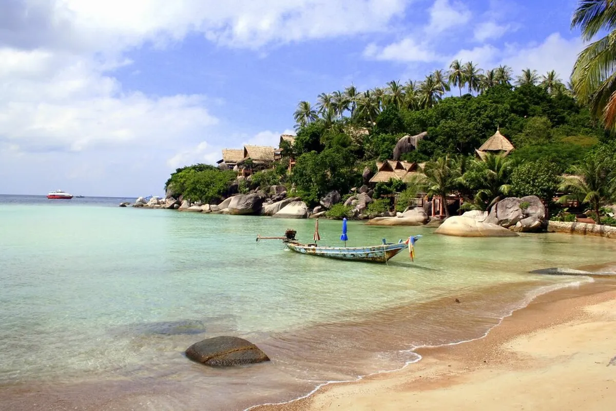 Sairee Beach