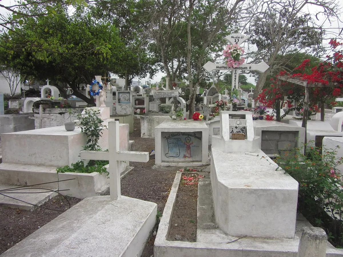 Santa Cruz Cemetery
