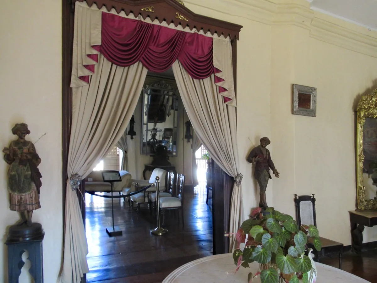 Syquia Mansion