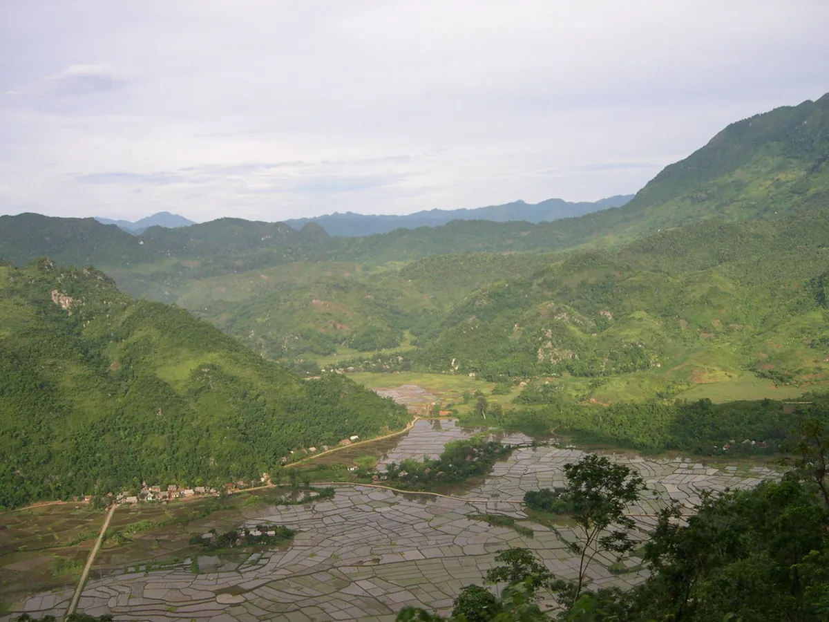 To Chau Mountain