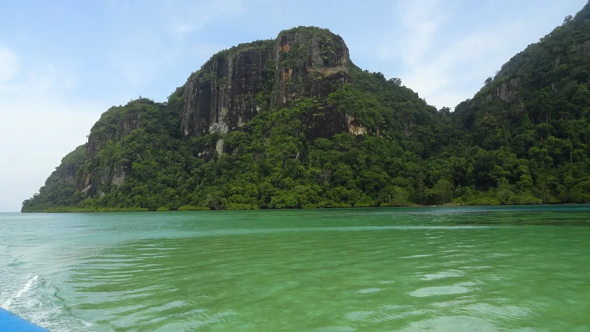 Tun Sakaran Marine Park