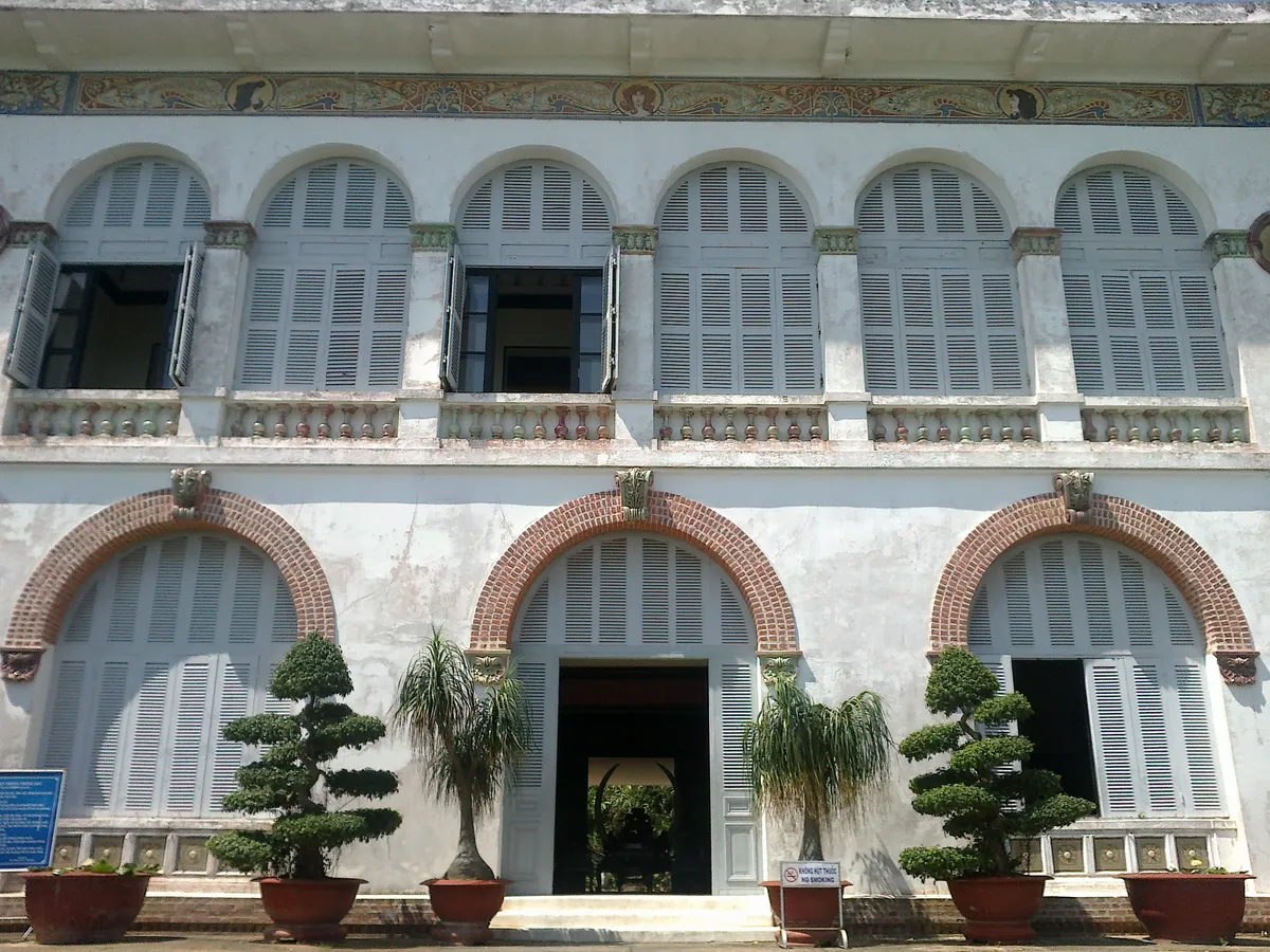 White Palace (Bach Dinh)
