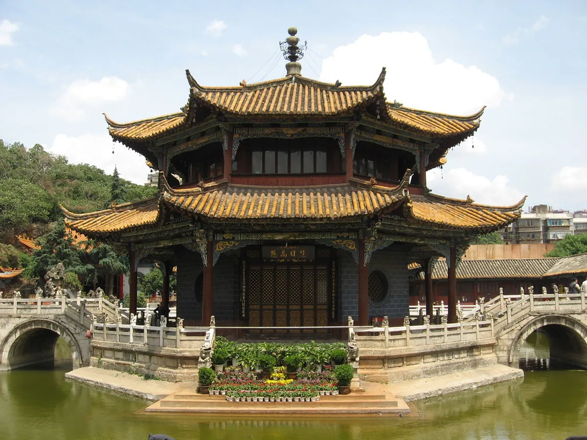 Yuantong Temple